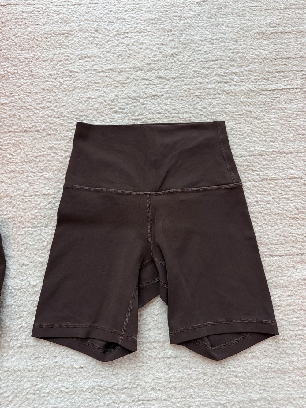 Lululemon Align 6” Shorts in Espresso